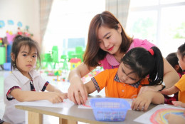 Nền tảng chính sách: Khơi nguồn đổi mới, tạo động lực cho đội ngũ