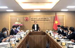 “Đặt thời gian còn lại của năm học trong trạng thái sẵn sàng ứng phó với dịch”