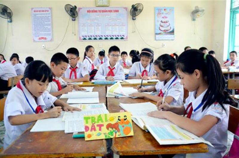 Hướng dẫn triển khai chương trình giáo dục trung học năm học 2021-2022