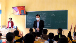 Kiểm tra công tác thực hiện chương trình GDPT tại Tuyên Quang
