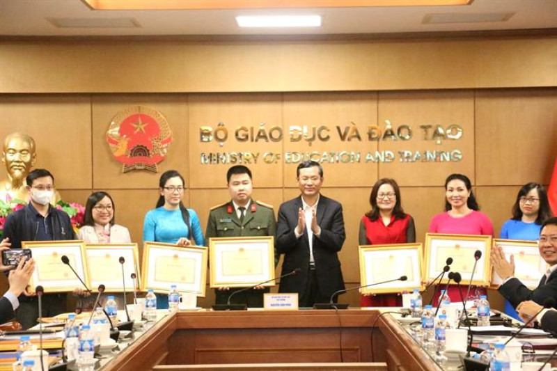 Nâng cao chất lượng phổ biến, giáo dục pháp luật trong nhà trường