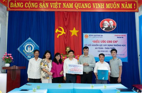 Kết nối nguồn lực xây dựng trường học an toàn, thân thiện tại 2 tỉnh Gia Lai, Kom Tum
