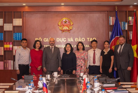 Liên bang Nga sẵn sàng hỗ trợ Việt Nam trong hoạt động thể thao sinh viên
