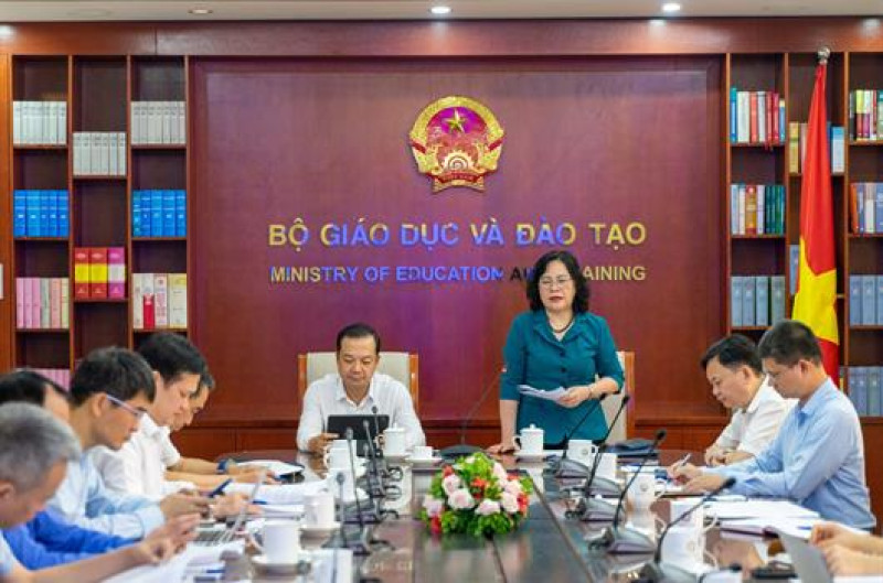 Phối hợp thực hiện hiệu quả chương trình “Sóng và máy tính cho em”