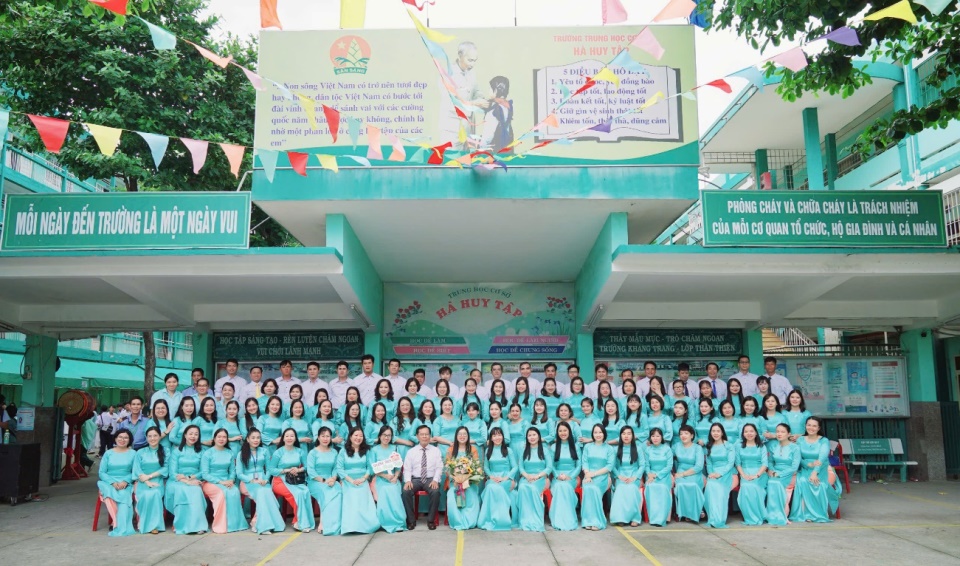 Trường THCS Hà Huy Tập (quận Bình Thạnh, TP. Hồ Chí Minh) Xứng danh ...