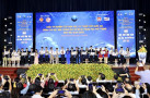 Trao giải Cuộc thi nghiên cứu KHKT học sinh trung học năm học 2024-2025