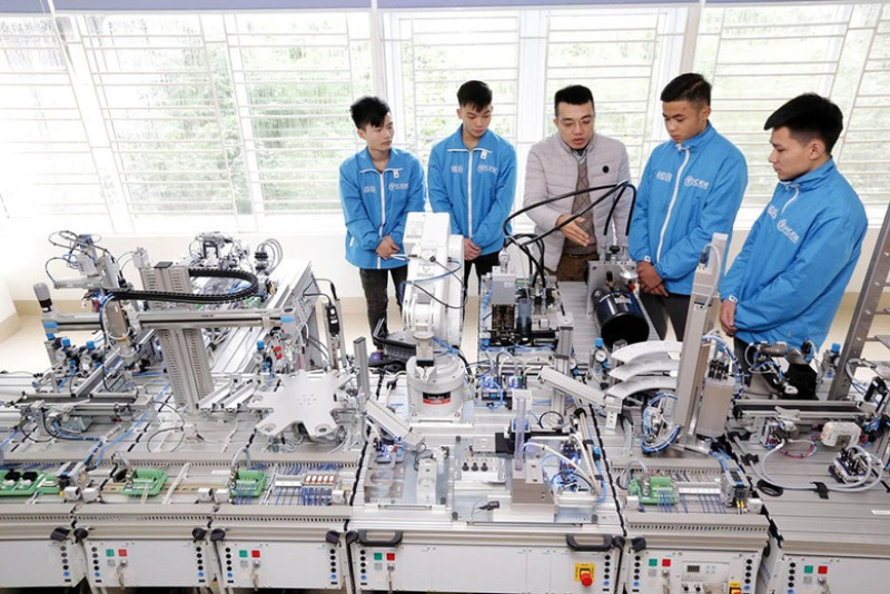 Giáo dục nghề nghiệp trong giai đoạn mới: Đảm bảo tính liên thông và đồng bộ