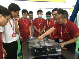 Cơ sở giáo dục đại học: Trung tâm đổi mới sáng tạo và phát triển nhân lực chất lượng cao