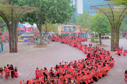 Trường THCS Nguyễn Huy Tưởng (Đông Anh, Hà Nội): 30 năm vững bước xây dựng ngôi trường chất lượng cao