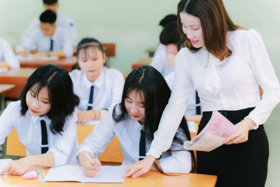 Đổi mới hình thức khen thưởng và kỷ luật với học sinh