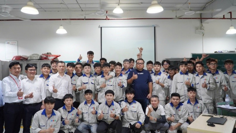 Đào tạo nguồn nhân lực chất lượng cao gắn với việc làm và liên thông các bậc học tại Trường Cao đẳng Quốc tế Hà Nội