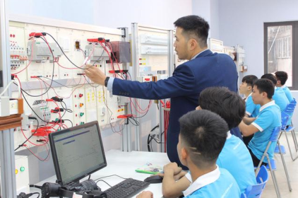 Tiếp tục đẩy mạnh hướng nghiệp, phân luồng trong giáo dục theo hướng lấy học sinh làm trung tâm