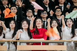 Các yếu tố ảnh hưởng đến lựa chọn trường đại học của học sinh lớp 12 tại Việt Nam