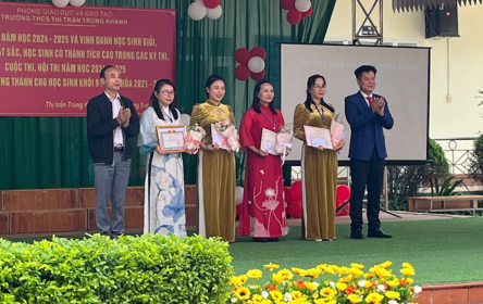 Nỗ lực vươn mình trở thành điểm sáng giáo dục nơi địa đầu Tổ quốc của Trường THCS Thị trấn Trùng Khánh – Cao Bằng