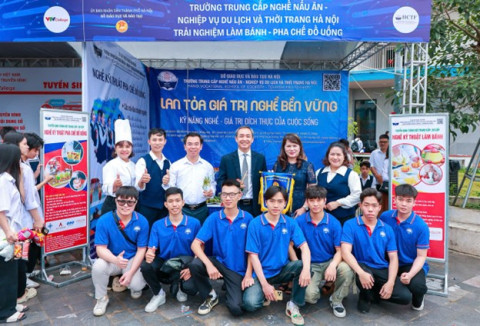 Trường Trung cấp nghề Nấu ăn – Nghiệp vụ Du lịch và Thời trang Hà Nội: Đào tạo gắn liền với nhu cầu xã hội