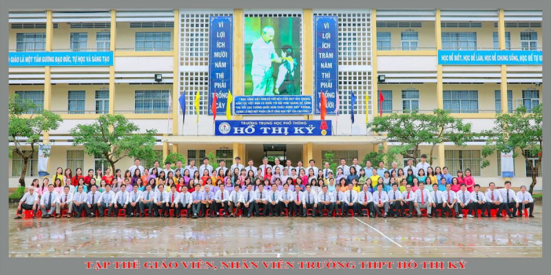 Trường THPT Hồ Thị Kỷ (Cà Mau): Nỗ lực trong công cuộc đổi mới dạy và học