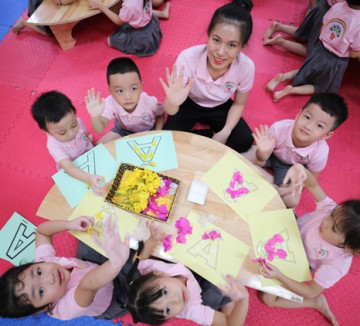 Tiếp sức cho giáo dục vùng khó: Chính sách mới, kỳ vọng mới