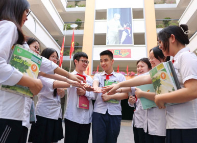 Thay đổi cách thức kiểm tra, đánh giá kết quả học tập của học sinh trong các cơ sở giáo dục phổ thông