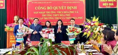 Trường THCS và THPT Hòa Phú (Tuyên Quang): Xây dựng môi trường học tập gắn bó, học sinh phát triển toàn diện