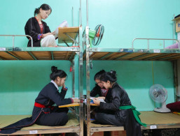 Ưu tiên phát triển giáo dục vùng khó khăn, hướng tới công bằng, bình đẳng trong giáo dục