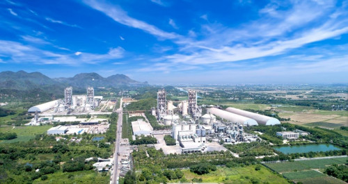 Công ty TNHH Xi măng Long Sơn chào mừng quốc khánh 2/9/2025