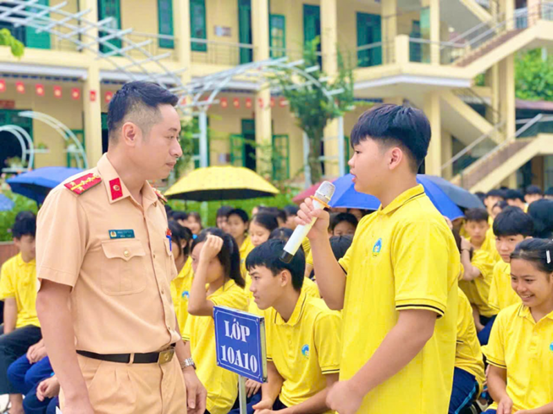 Điểm sáng dạy chữ rèn người và đẩy mạnh công tác giáo dục pháp luật, ATGT tại Trường THPT Thái Hòa (Tuyên Quang)