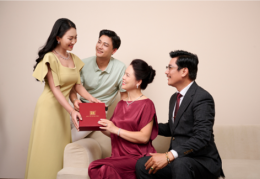 Điều gì khiến phụ nữ cảm động hơn một lời yêu?