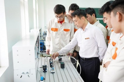 Giáo dục nghề nghiệp và giáo dục thường xuyên trước yêu cầu chuyển đổi số