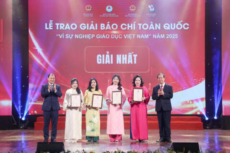 Lễ trao giải báo chí toàn quốc “Vì sự nghiệp giáo dục Việt Nam”
