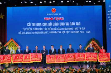 Đại hội Thi đua yêu nước ngành Giáo dục lần thứ VIII