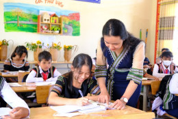 Xây dựng đội ngũ cốt cán - Đòn bẩy chiến lược cho giáo dục miền núi