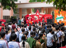 Chuỗi hoạt động ngoại khoá ấn tượng dành cho sinh viên qua sân chơi The Jolly Stars tại 376 điểm trường