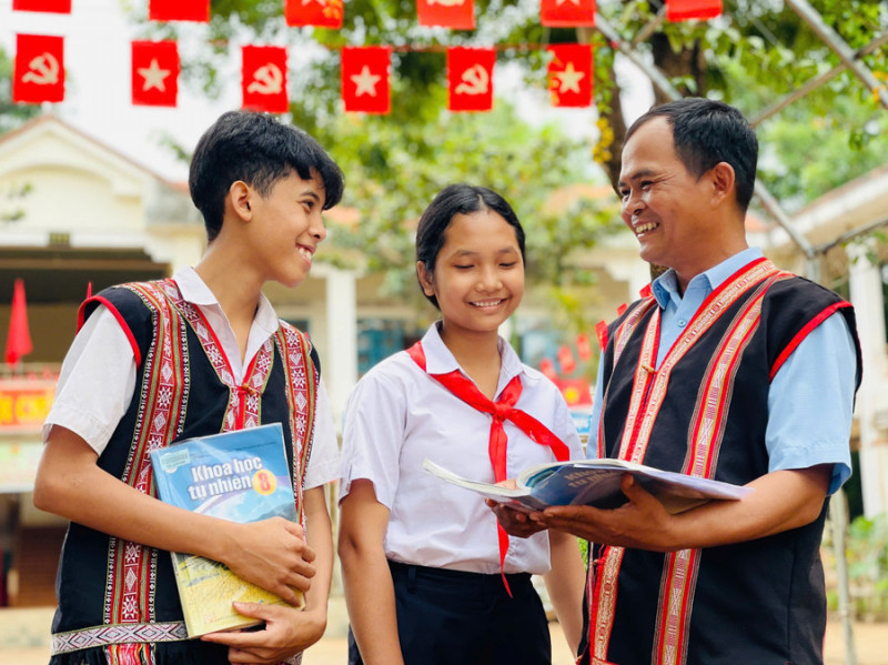 Những thách thức nghề nghiệp của giáo viên trường dân tộc nội trú