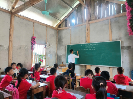 Tháo gỡ các nút thắt để đảm bảo số lượng, nâng cao chất lượng nhà giáo cho vùng khó