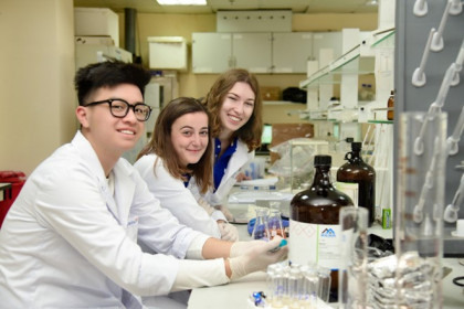 Giữ chân người tài, thu hút chuyên gia quốc tế - Những đề xuất mở đường cho cơ chế đột phá