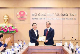 Tăng cường phối hợp giữa Ban Tuyên giáo và Dân vận Trung ương với Bộ Giáo dục và Đào tạo
