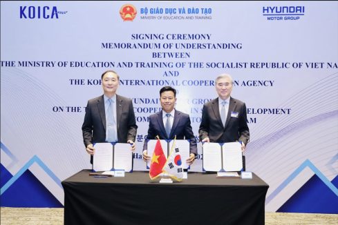 Hợp tác ba bên về phát triển kĩ năng trong lĩnh vực ô tô